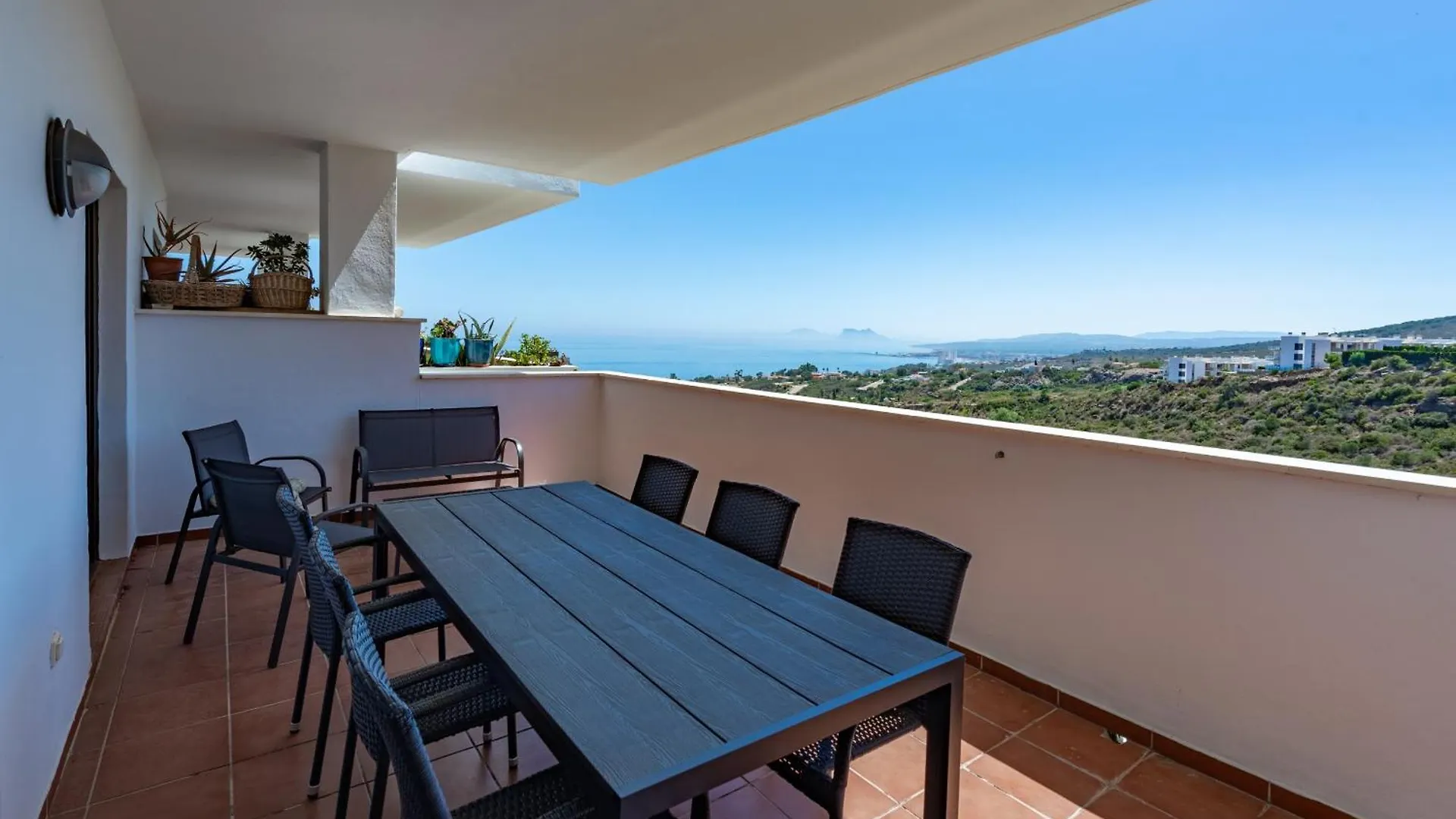 Rock Bay 2422 Splendid Sea & African Coast Views Manilva Appartement